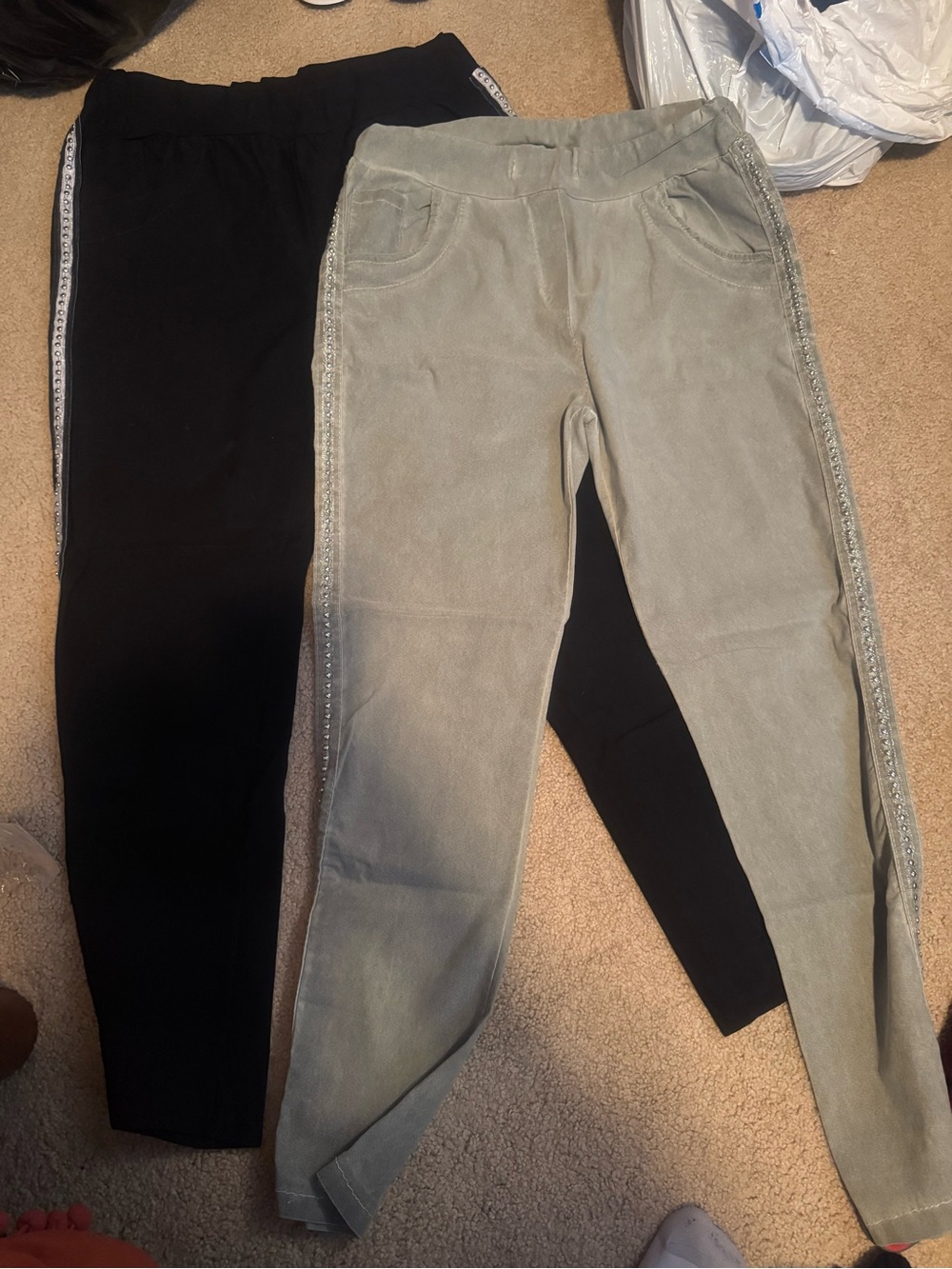 Women's Straight Leg Pull-On Pants - Black and Olive